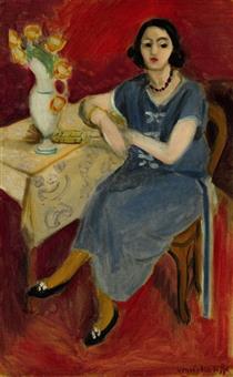 Жінка в синьому за столом, червоний фон - Анрі Матісс