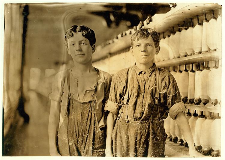 Leopold Daigneau and Arsene Lussier, Back Roping Boys, Burlington, Vermont, 1909, 1909 - Lewis Wickes Hine
