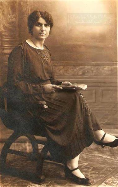 Dr.Chafika Abboud, Gynecologist, 1928 - Каріма Аббуд