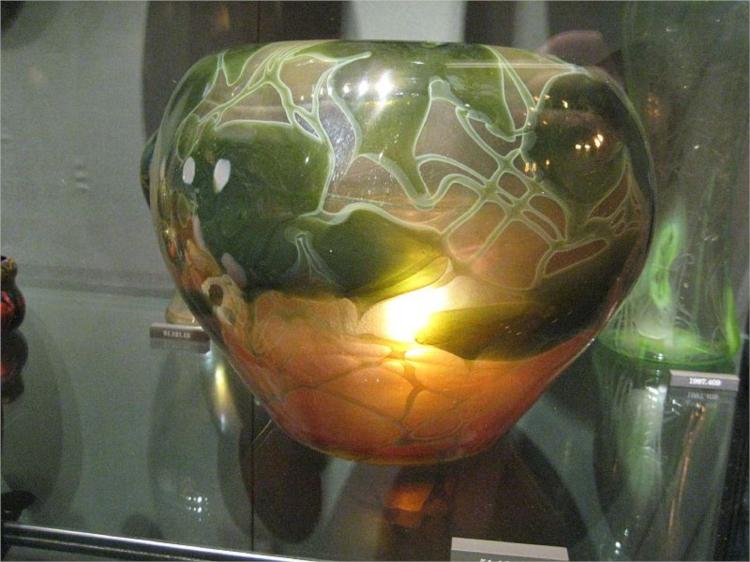 Favrile Vase, 1903 - Louis Comfort Tiffany